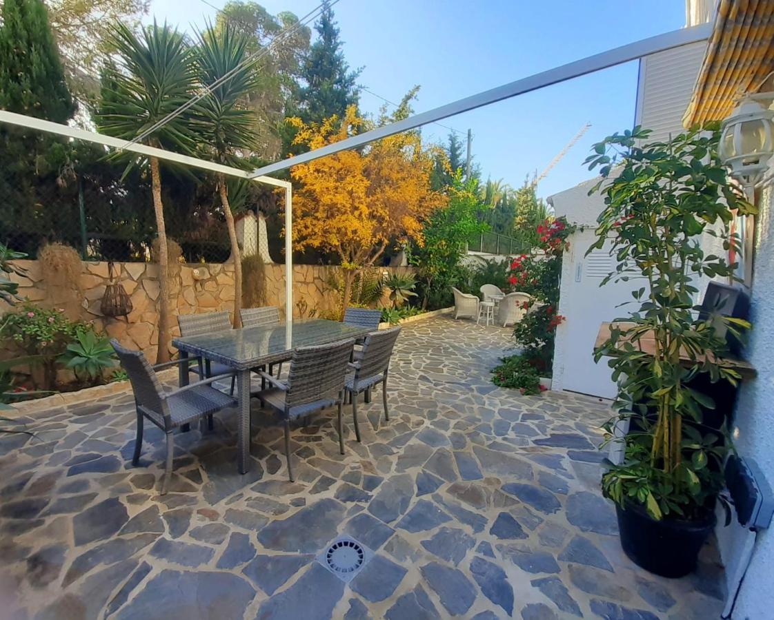 House In The Center Of Albir, 2 Min Walk From The Beach アルビール エクステリア 写真