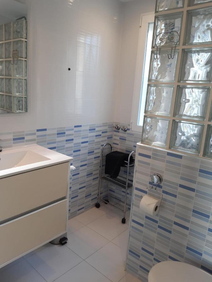House In The Center Of Albir, 2 Min Walk From The Beach アルビール エクステリア 写真