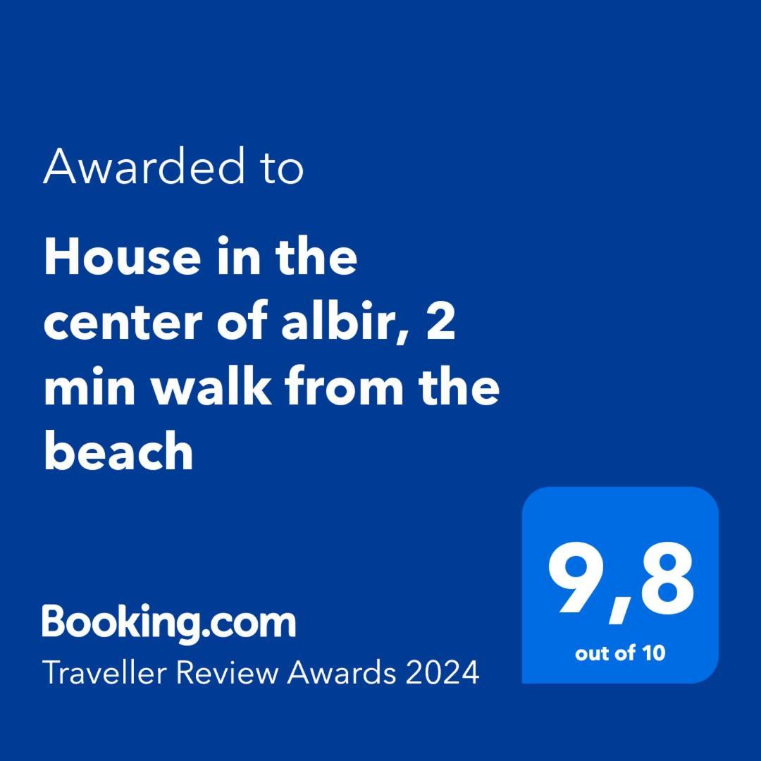 House In The Center Of Albir, 2 Min Walk From The Beach アルビール エクステリア 写真